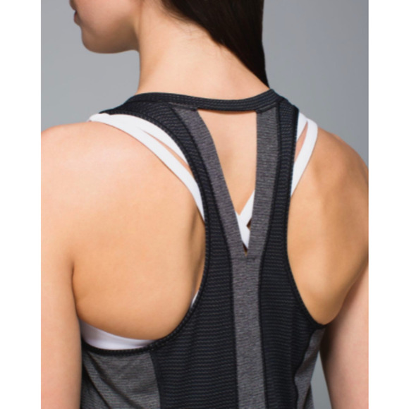 Lululemon Run Lightweight Mesh Singlet Tank Black Gray 6 NWOT - Picture 6 of 15